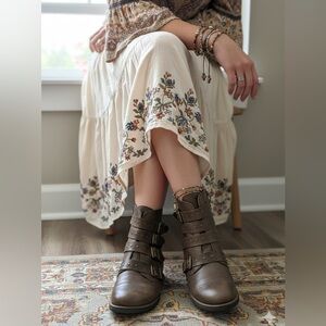 Musse & Cloud Dark Brown Buckle Combat Boots Sz 40